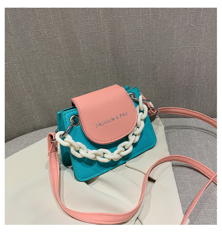 Color contrast one-shoulder chain bag